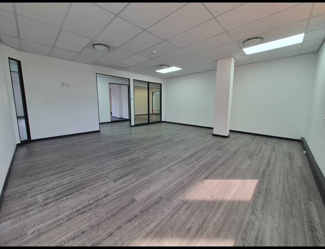 469M² OFFICE TO LET IN RIVONIA